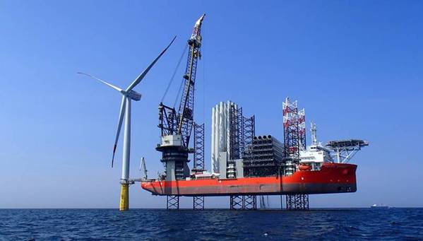 Cadeler “O-class” Windfarm Installation Vessel (WIV) (Credit: KenzFigee)