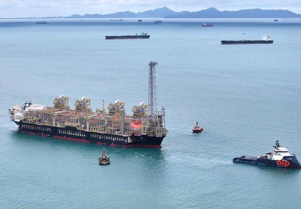 First Gas Flows to FLNG Gimi from BP’s GTA FPSO