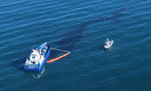  Crude oil is shown in the Pacific Ocean offshore of Orange County, Oct. 3, 2021.  U.S. Coast Guard photo (Cropped)
