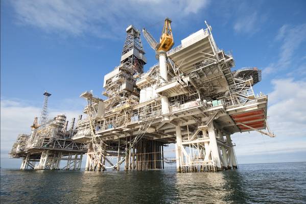 Deepwater Gunashli platform in the Caspian Sea, offshore Azerbaijan (Credit:BP/Flickr)