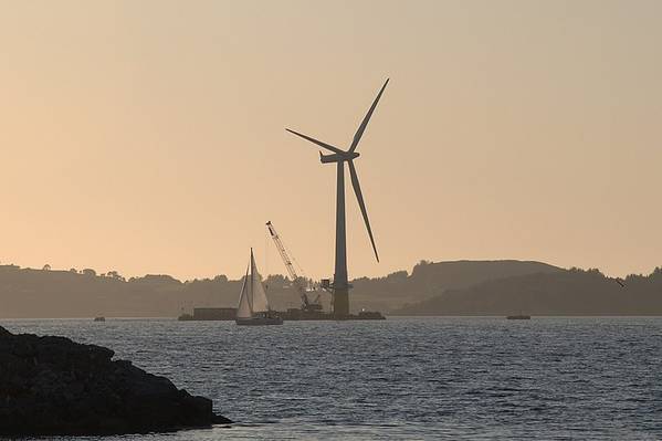 A floating wind turbine - Credit: L.C. Nøttaasen - CC BY-SA 2.0