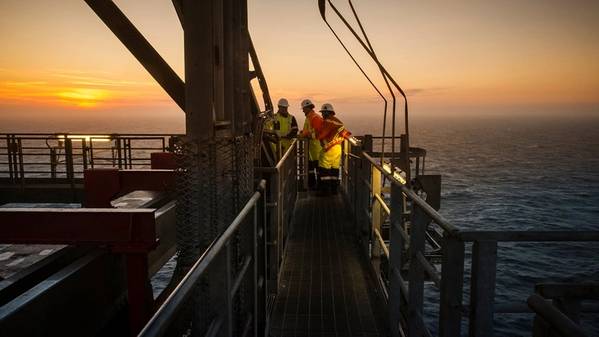 The West Hercules drilling rig. (Photo: Ole Jørgen Bratland)
