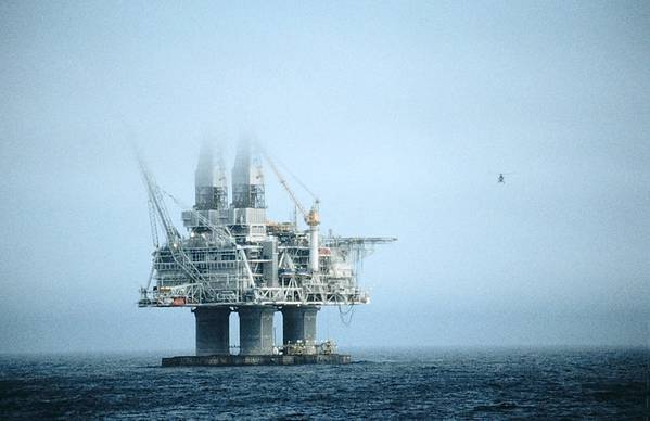 Hibernia oil platform offshore Canada (Photo: Suncor Energy)