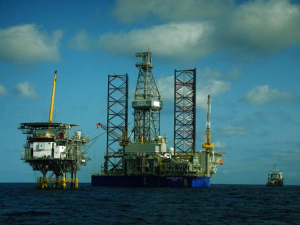 Illustration; A drilling rig next to Vaalco's platform - Credit: Vaalco