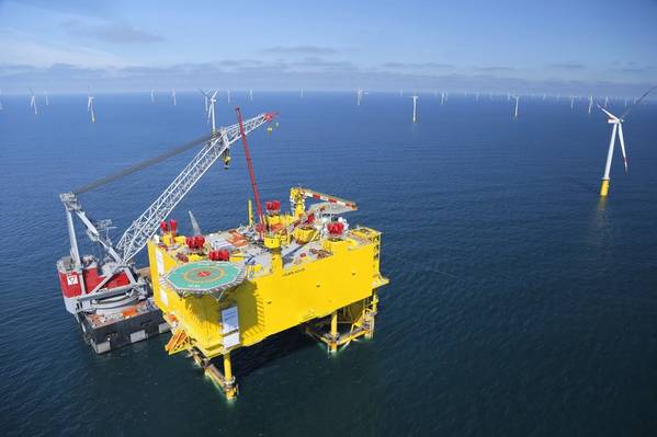Installation of SylWin alpha offshore converter station (Credit: TenneT)