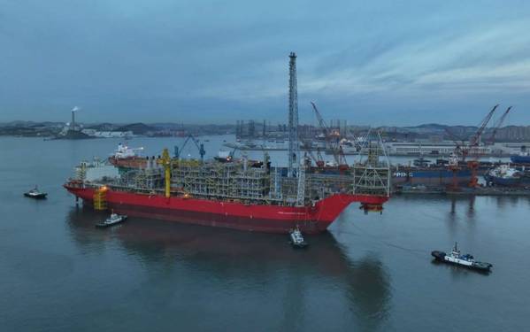 FPSO Leopold Sédar Senghor leaving the quayside at COSCO Shipyard in
Dalian, China, in preparation for its tow to Keppel Shipyard in Singapore. Image courtesy of Woodside.