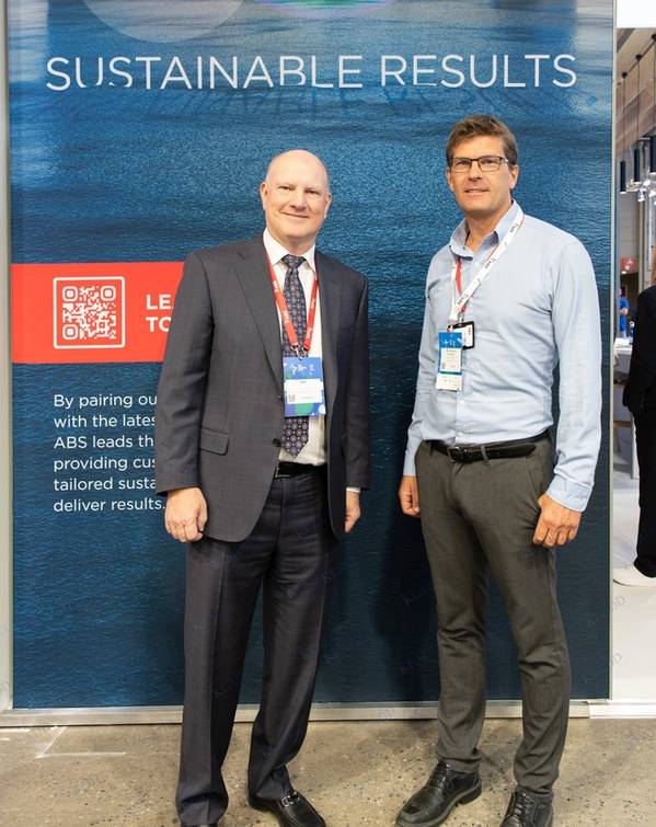 John McDonald, ABS Executive Vice President and COO, with Marius Bjørn, NOV Business Director