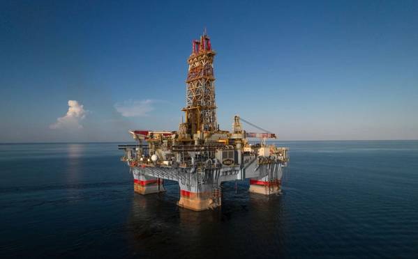 Noble Discoverer semi-submersible rig (Credit: Noble Corporation)
