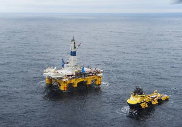 Go north: the Polar Pioneer drilling the Skrugaard well in the arctic Barents Sea (Photo: Harald Pettersen, Equinor)