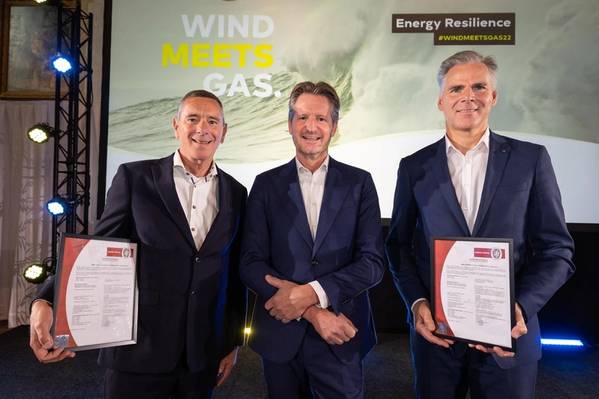 In the picture (from left to right): Hans Janssen (Managing Director NOGAT), Anton Janssens (Global Key Account Director Renewables BUREAU VERITAS) and Ron Hagen (Managing Director Noordgastransport).  ©BV 