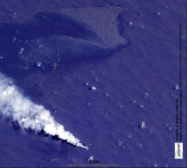 The leak was reportedly first detected on July 3, just days before an explosion hit an offshore platform nearby, killing two people. Image Credit: Planet Labs, via Greenpece.