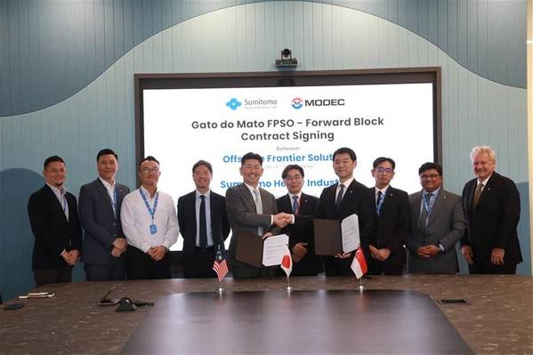 Signing of the contract between MODEC and Sumitomo (Credit: Soichi Ide)