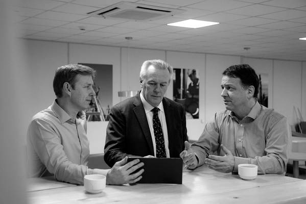 L-R, Simon Partridge, Group Chief Strategy Officer, John Ramsden, Group CEO, and Stephen Fasham, Group Chief Operating Officer. (Photo: Sonardyne)
