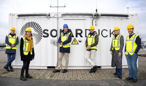 SolarDuck and its investors (Credit: Solar Duck/Frank Brandwijk)