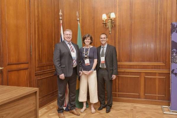 Worley's Graham Robertson with Trade Commissioner Joanna Crellin, and Adriano Rodrigues, Operations Director at Enaval (Photo: Worley)