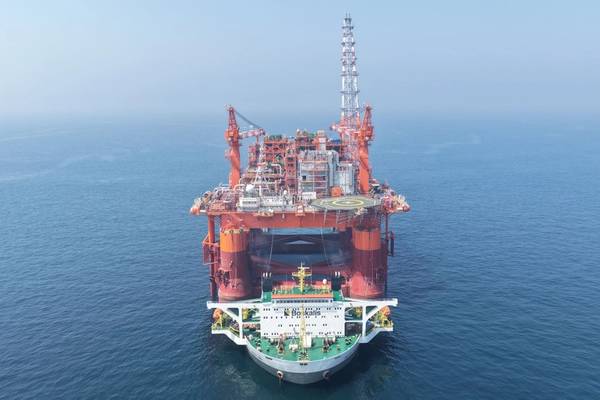 Boskalis’ Blue Marlin Makes Waves Transporting Massive FPU for Revolutionary Congo LNG Project