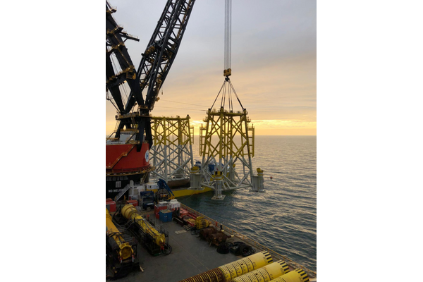 Project Smoe Batam 2020 : Gallery Heerema S Sleipnir Crane ...