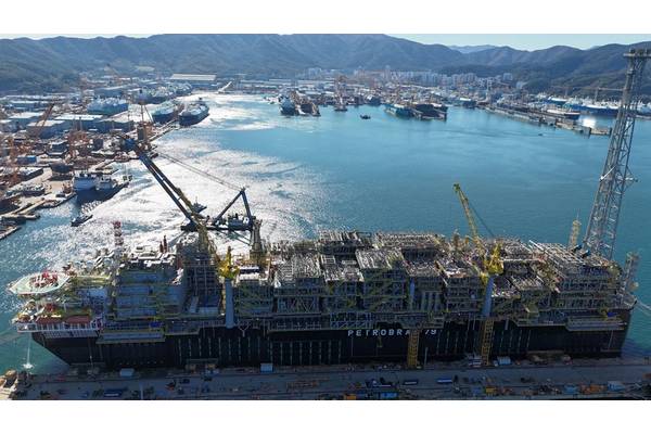 The P-79 FPSO (Credit: Ricardo Cerbino Salles / Petrobras News Agency)