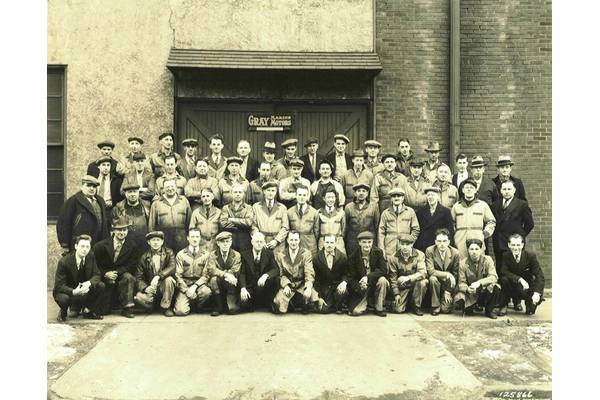 Gray Marine Motors work force, 1936.
Image courtesy R.W. Fernstrum & Company