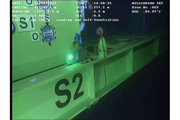 The LUMA modem has been used to transmit gyro data via an ROV to the surface, to aid subsea crane operations. Photo from Hydromea.