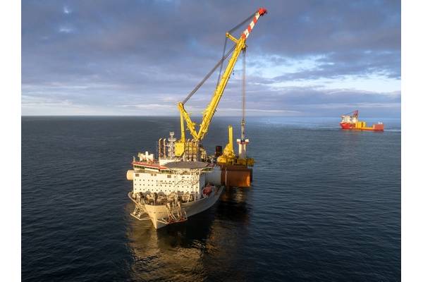 Monopile installation at Inch Cape’s offshore site by Jan De Nul’s heavy lift vessel Les Alizés (Credit: Inch Cape Offshore Limited)