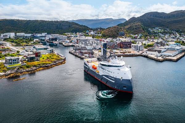 The Olympic Boreas is christened in Fosnavåg, the heart of the Sunnmøre maritime cluster on the northwestern coast of Norway. This event celebrates the regional collaboration between the shipowner, designers, and technology suppliers whose combined expertise is embodied in the state-of-the-art vessel.
Image courtesy Olympic Subsea