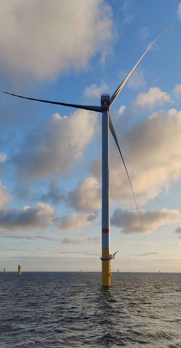Ørsted Installs First Turbine at Germany’s Largest Offshore Wind Farm