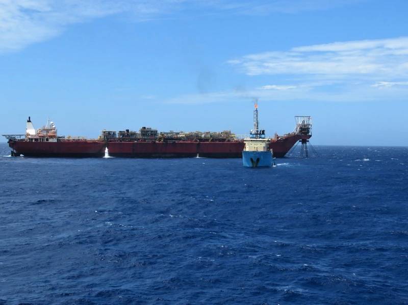 Shell Hires Maersk Supply Service to Fix FPSO Mooring Lines in Brazil