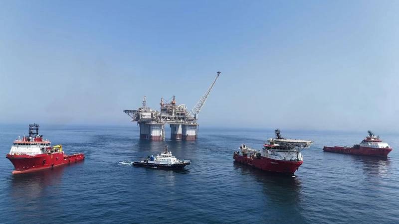 Scarborough FPU's Topsides and Hull Come Together in Major Engineering Feat (Video)
