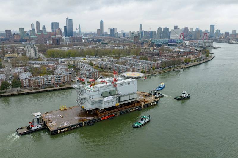 Jasmund Substation’s Topside and Jacket Sets Sail to Baltic Sea