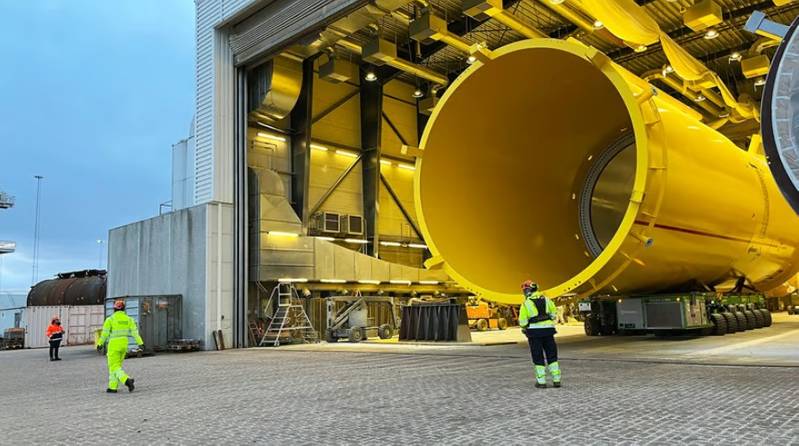 EEW, CS Wind Deliver First Offshore Wind Monopiles for Vattenfall’s Nordlicht I