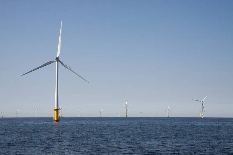 BP Mulls Sale of Minority Stake in Offshore Wind Business