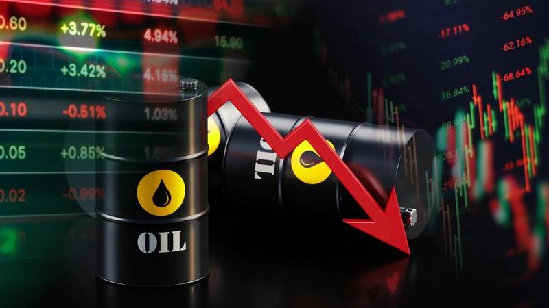 Oil Goes Down 2% as Saudi Supply Concerns Recede