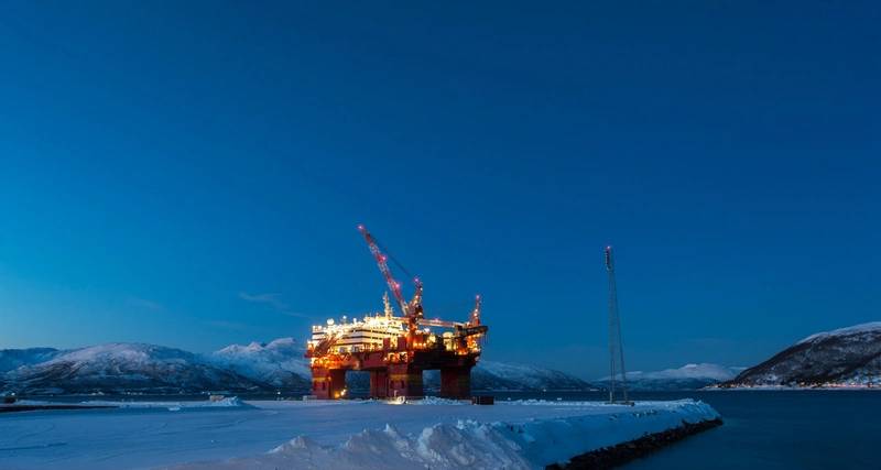 EU Weighs Dropping Arctic Drilling Opposition