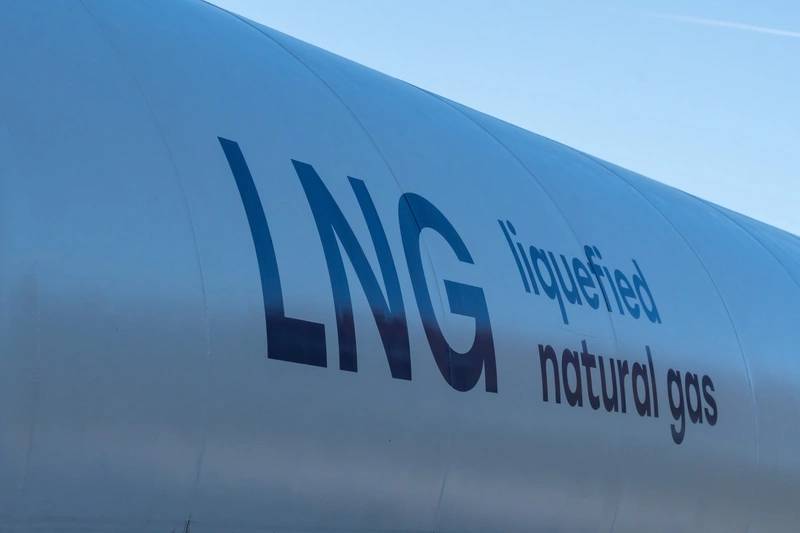 Eni, YPF Sign Deal for Argentina LNG Project