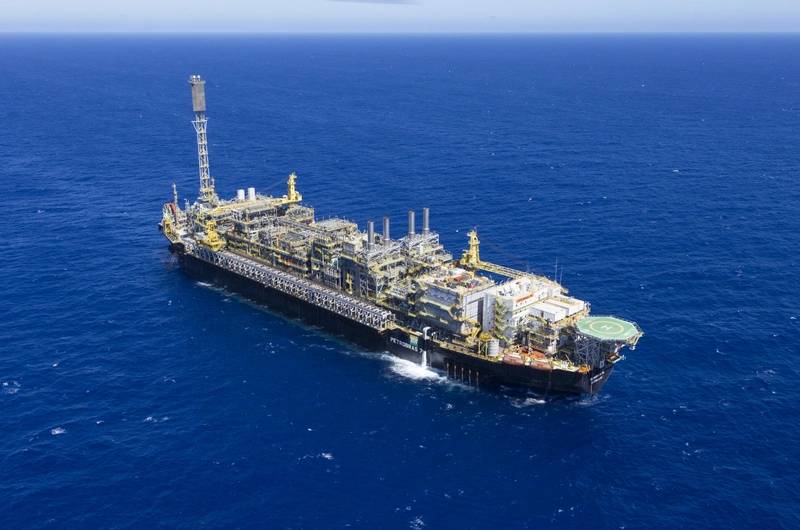 Petrobras, CNOOC Sign Búzios Field Deal