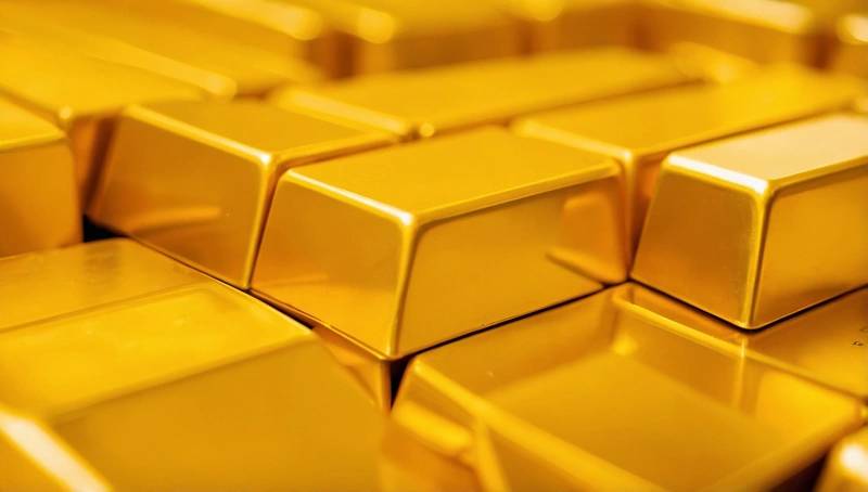 Gold prices rise as investors look for safe havens amid US tariff fears