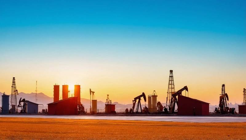 Prices of oil rise due to US data and Middle East tensions