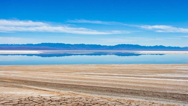 Chile advances lithium projects on three salt flats