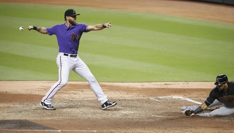 Diamondbacks sweep Marlins in series
