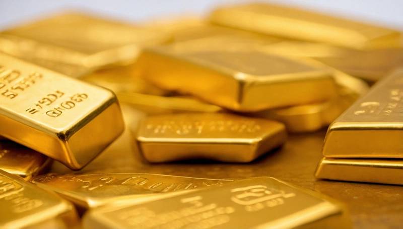 Gold prices fall due to profit-booking