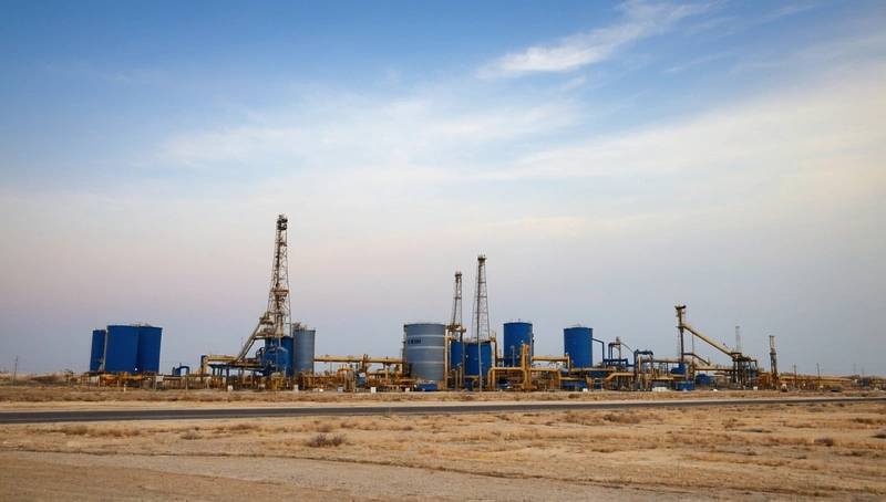 Sources say that Pakistan is considering US oil imports as a way to reduce the trade imbalance.