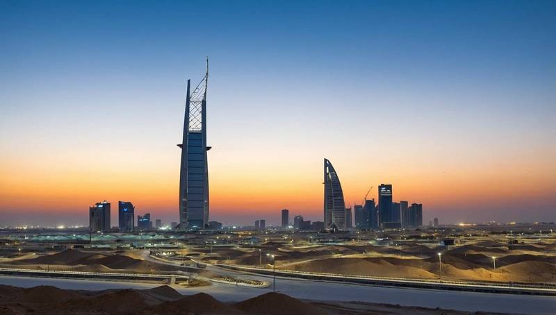 S&P lowers Bahrain's outlook from 'positive' to 'negative,' due to weak financing conditions