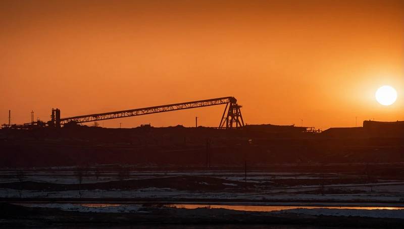 US trade restrictions on iron ore and China blast furnaces