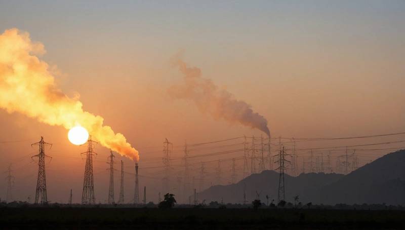 Report says India's CO2 emissions from the power sector have fallen for the second time in four decades.