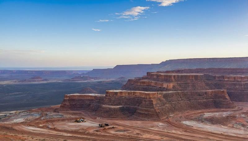 Investors say BHP needs to get past Anglo and focus on growth projects.
