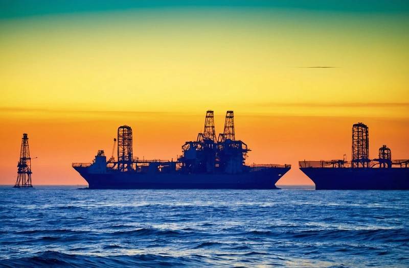 Oil prices set to fall the most in a single week since 6 months