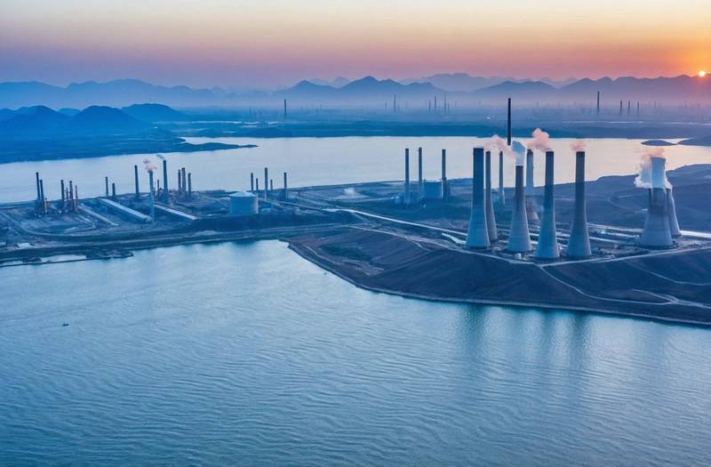 China dominates low-carbon industrial projects, US lags, report says