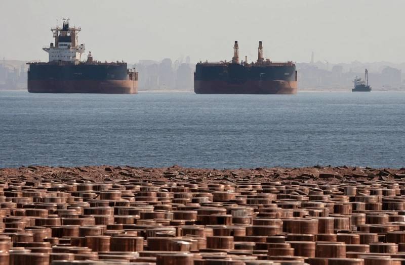 Copper prices rise on hopes for Middle East peace and a lower oil price