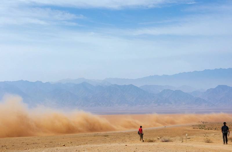 UN agency reports that dust storms will be record-breaking along the US-Mexico border in China and 2025.